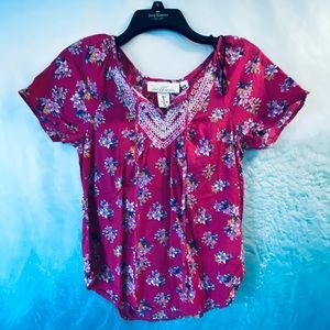 AMERICAN EAGLE Floral Pink Top